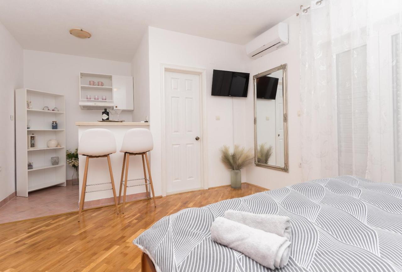 Skiljini Dvori - Studio-apartman 3 Lägenhet Makarska